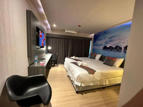 Cha-am , Pool view ,Twin bed room , near cha-am beach south